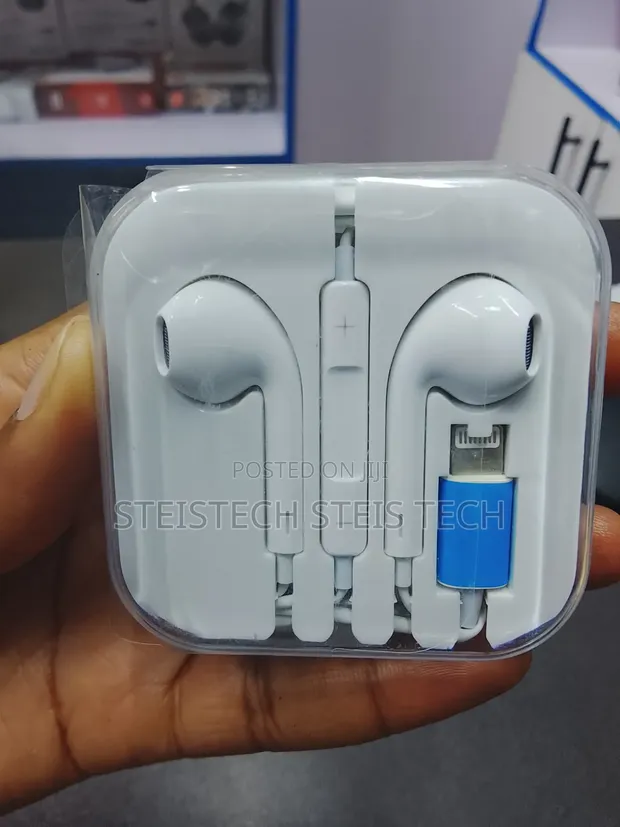 Apple Earphones - Brand New - 1