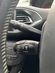 Peugeot 208 2018 Nyekundu - 4