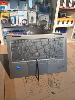 Lenovo ThinkPad X1 Yoga - 32GB RAM, i7, 512GB SSD