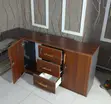 Kabati la 3-Door Credenza - 2