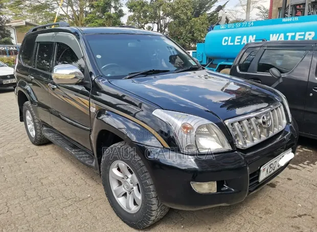 Toyota Land Cruiser Prado 2006 Black - 1