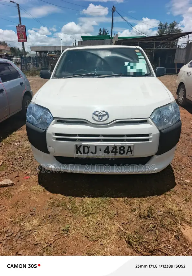 Toyota Probox 2015 White - 1