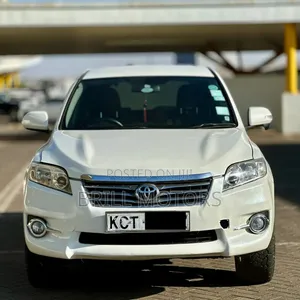 Toyota Vanguard 2011 Nyeupe