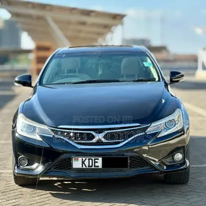 Toyota Mark X 2.5 RWD Premium 2014