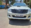 Toyota Hilux Double Cabin 2012 - 1