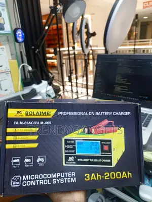 Bolaimei BLM-866C Smart Battery Charger with Pulse Repair