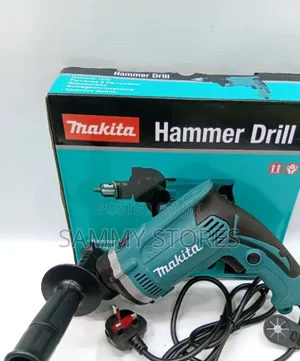 Makita 800W Corded Hammer Drill