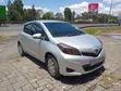 Toyota Vitz 2010 Nyeupe - 1