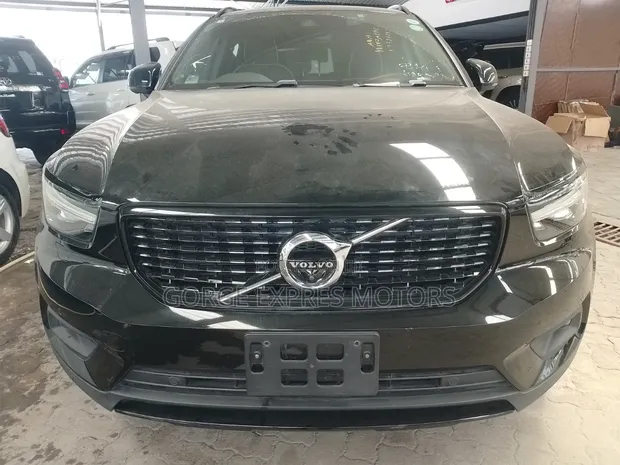 Volvo XC40 2020 Nyeusi - 1