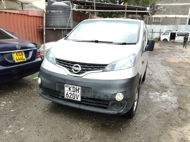 Nissan NP200 2018 Nyeupe - 1