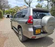 Toyota Land Cruiser Prado 2011 VXL Diesel - 4