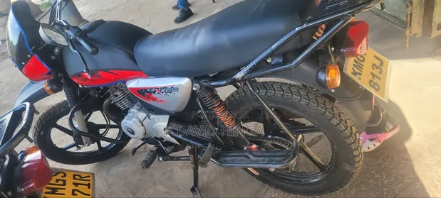 Bajaj Boxer 125 2025 - 1