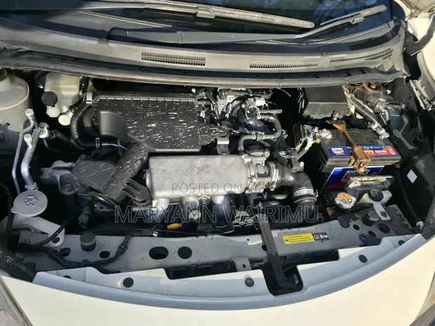 Nissan Note 1.2 Petrol 2013 White - 1