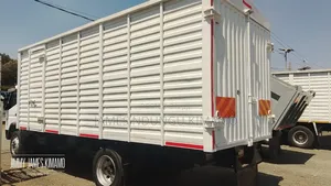 Mitsubishi Fuso F1 Truck - Low Mileage