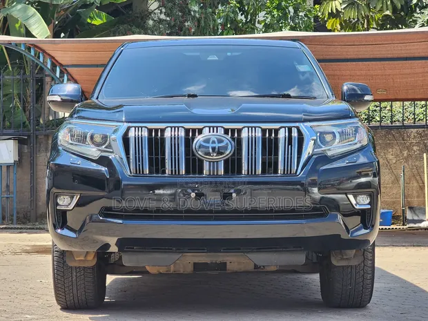Toyota Land Cruiser Prado 2.7 2018 Nyeusi - 1