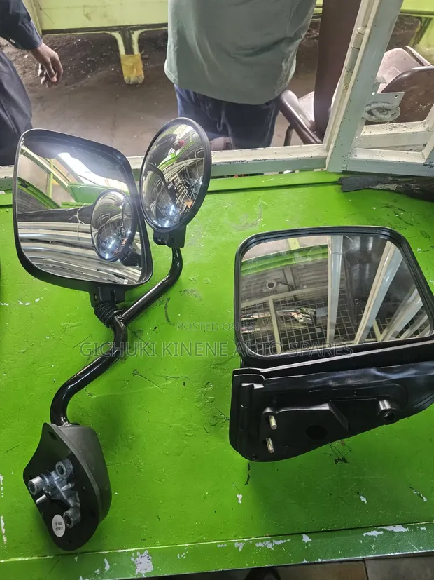 Toyota Hiace 7L Side Mirrors - Brand New - 1