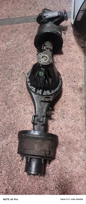 Toyota Dyna Complete Rear Axle Assembly & Differential (Used)