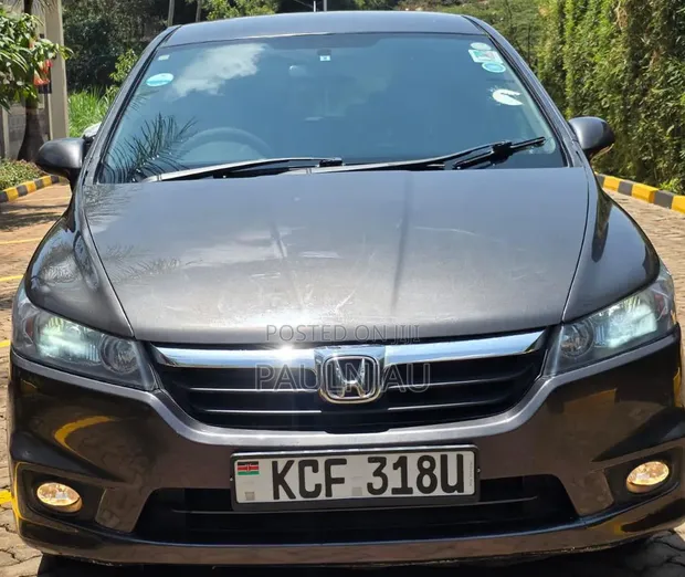 Honda Stream 2011 - 1