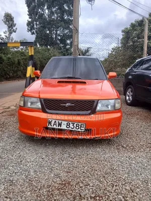 Subaru Forester 2000cc Rangi ya Chungwa