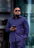 Suti ya Kaunda ya Pinstriped ya Kifedha - 2