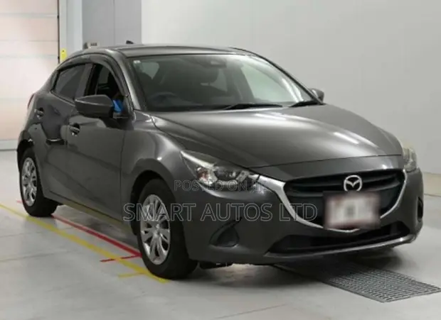 Mazda Demio 2019 Gray - 1