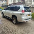 Toyota Land Cruiser Prado 2012 Nyeupe - 5