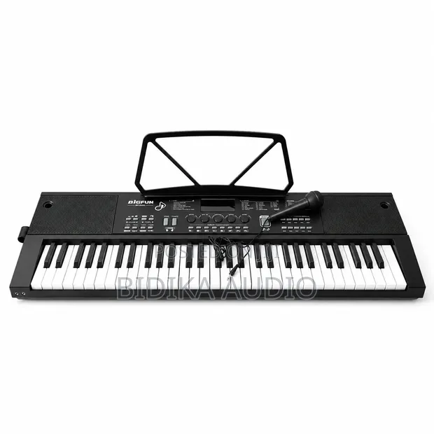 Bigfun 61-Key Rechargeable Electronic Piano Keyboard na Microphone - 1