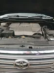 Toyota Land Cruiser 4.6 V8 ZX 2012 Nyeusi - 4
