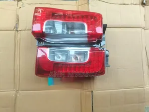 Taa za Nyuma za Daihatsu Tanto (Zilizotumika)