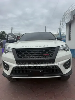Toyota Fortuner 2.8 D AWD 2021 Nyeupe