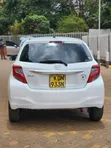 Toyota Vitz 1.3 FWD 3dr 2016 Nyeupe - 5