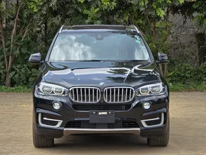 2017 BMW X5 xDrive35d AWD (3.0L Diesel)