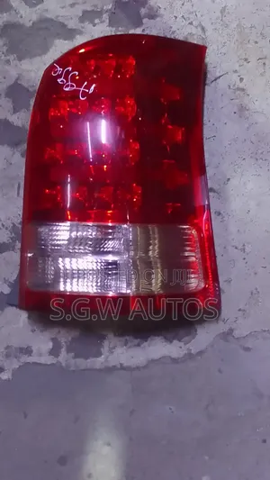 Toyota Wish 2005 Taillight ya Ex-Japan