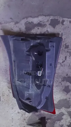 Ex-Japan Toyota Wish 2005 Taillight