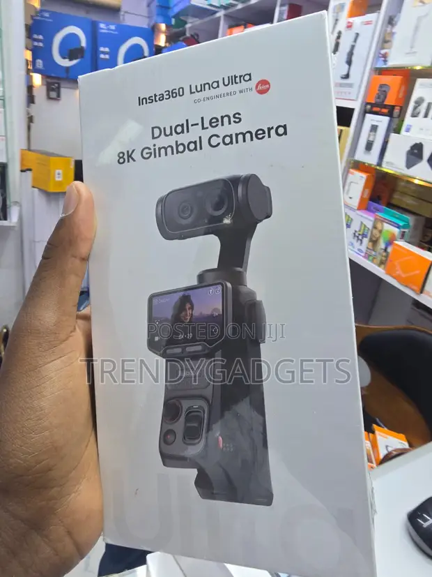 Insta360 Luna Ultra Dual Lens Pocket Gimbal Camera - 1