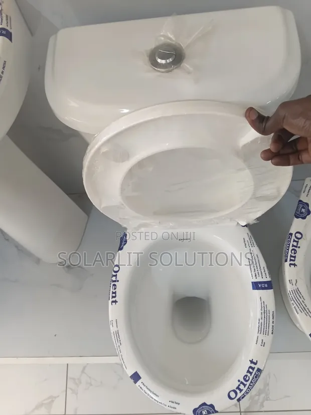 Orient Ceramics Toilet ya Vipande Viwili Dual-Flush - 1