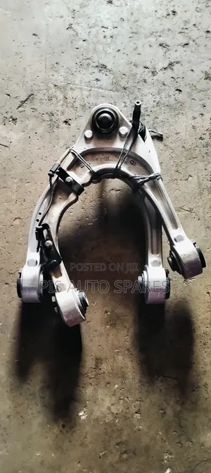 Ford Ranger Upper Control Arm 3.2 (Iliyo tumika)
