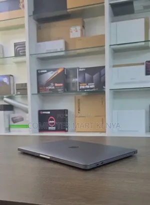 Apple MacBook Pro 2018 13" Intel Core i7 16GB RAM 512GB SSD