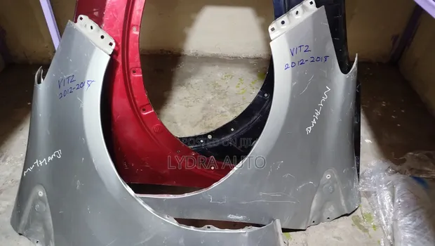 Toyota Vitz 2012 Fender - 1