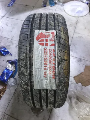225/55R16 Zextour Tyres za High Performance