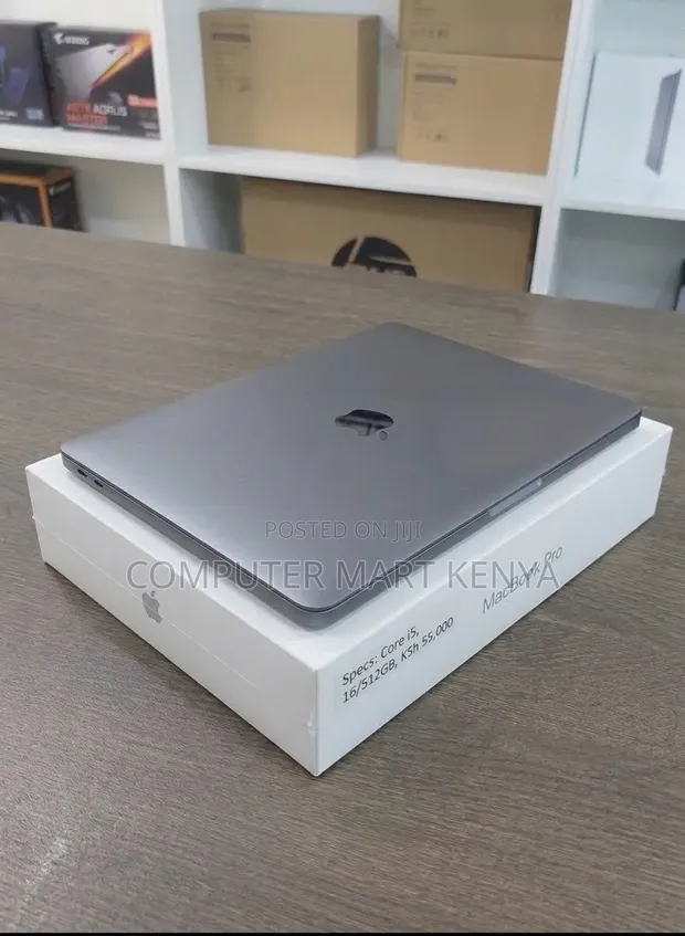 Apple MacBook Pro 2018 13" Core i5 16GB RAM 512GB SSD - 1
