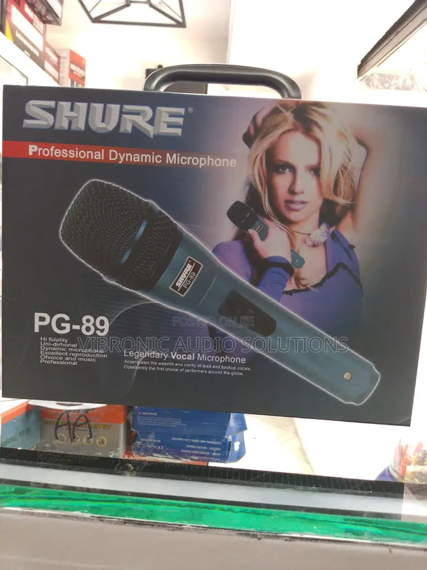 Professional Dynamic Microphone - Brand New - 1