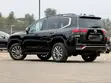 Toyota Land Cruiser LC300 2023 Nyeusi - 3