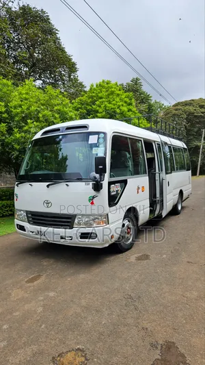 Toyota Coaster 2014 - Basi la Abiria 29