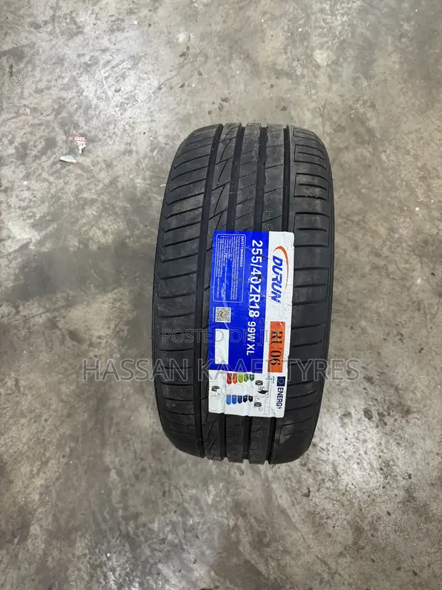 255/40R18 Durun Tyre - 1