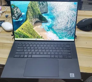 Laptop Dell Precision 5550 - Intel Core i7, 16GB RAM, 512GB SSD