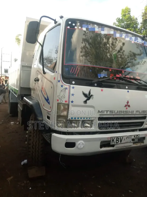 Mitsubishi Intercooler Rigid Truck 2013 - 1