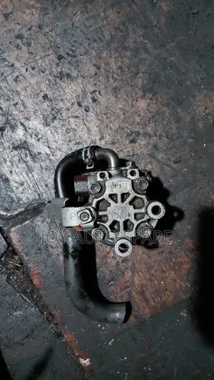 Toyota Premio 240 1ZZ Power Steering Pump