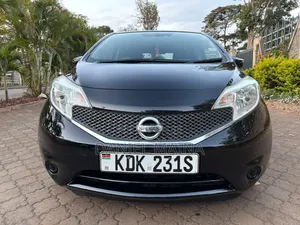 Nissan Note 2015 Nyeusi