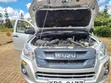 Isuzu D-MAX 2021 Nyeupe - 4